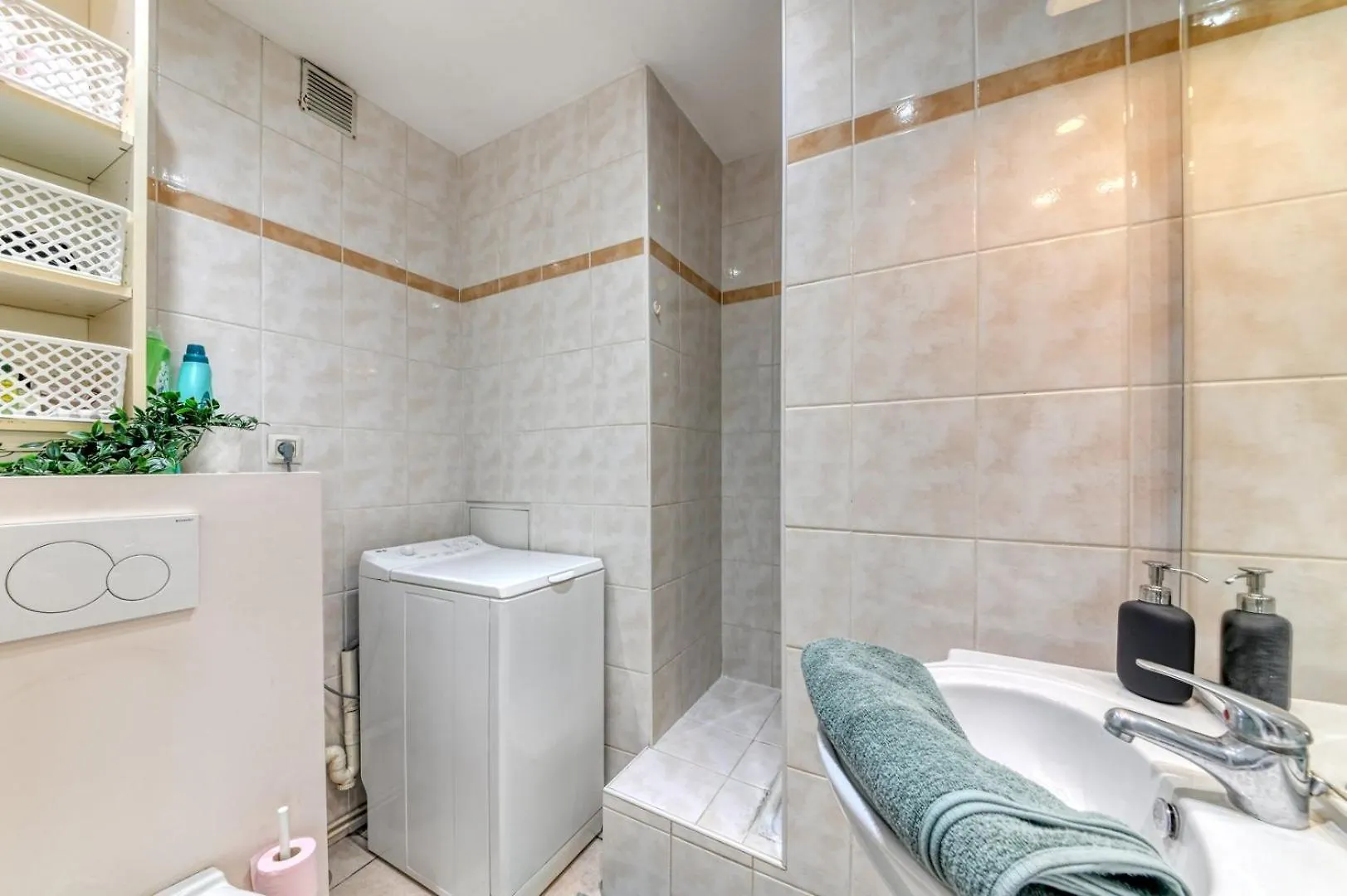 公寓 Guestready - Cozy Villeurbanne Getaway